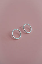 Load image into Gallery viewer, Kirsten Earrings