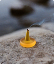 Load image into Gallery viewer, Happy Incense Droplets – Mimosa – 26 Droplets