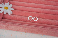 Load image into Gallery viewer, Jimmy Stud Earrings
